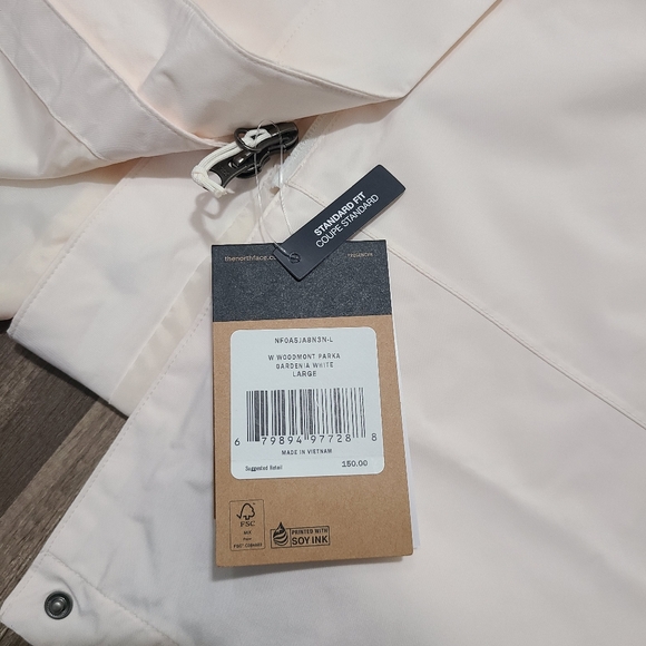 The North Face Women's Woodmont Parka Jacket - Picture 11 of 13